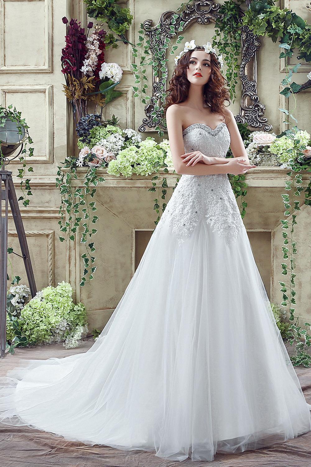 Elegant Sequined Lace Tulle Wedding Dress Court Train Lace-up