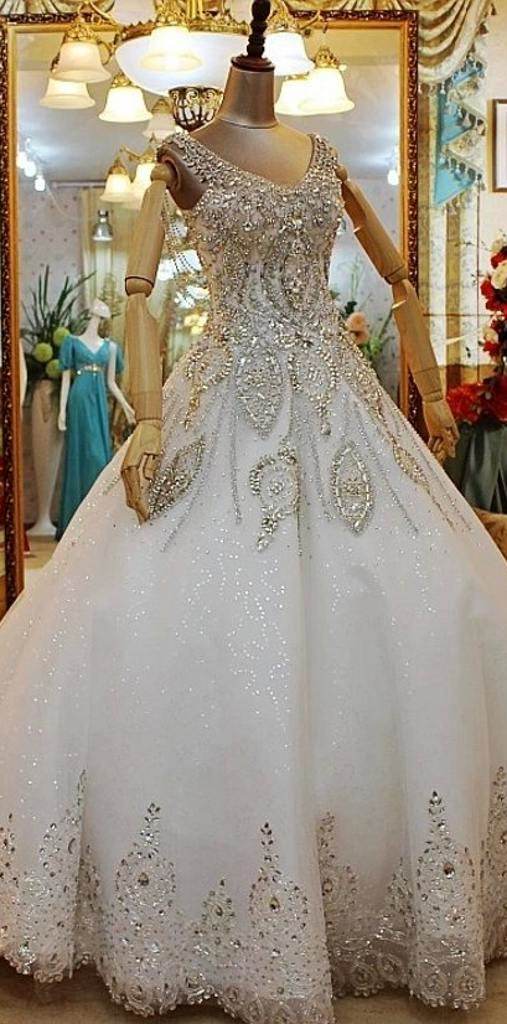A-line Court Train Sleeveless Beads Appliques Wedding Dresses UK