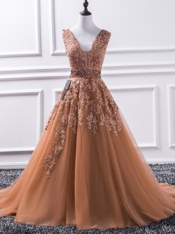 Sexy Elegant V-Neck Applique Crystal Prom Dress UKes UK Sleeveless Tulle Elegant Evening Dress UKes UK Sexy