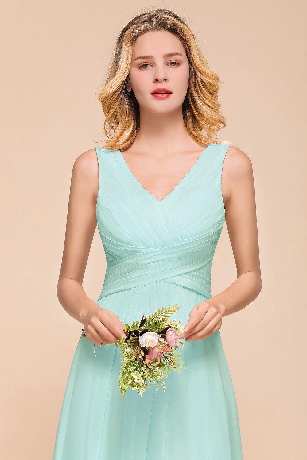 Mint Green Bridesmaid Dress Sleeveless V-Neck Long Wedding Party Dress