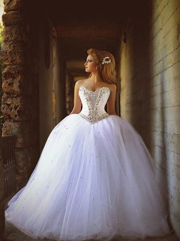 Court Train Beads Tulle Ball Gown Sweetheart Sleeveless Wedding Dresses UK