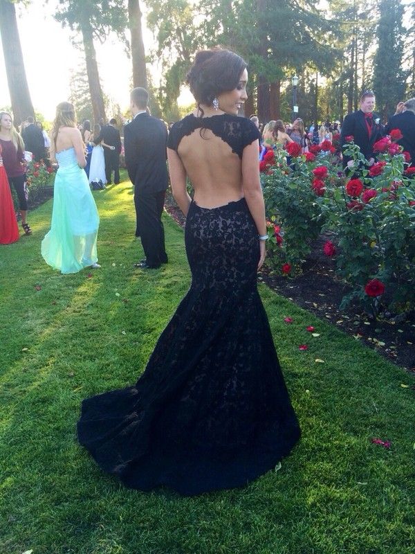 Modern Lace Black Mermaid Prom Dress UK Sweep Train Cap Sleeve