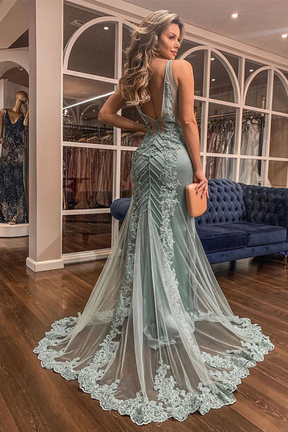 Trendy V-neck Lace Appliques Sweep Train Mermaid Prom Dresses UK Designs