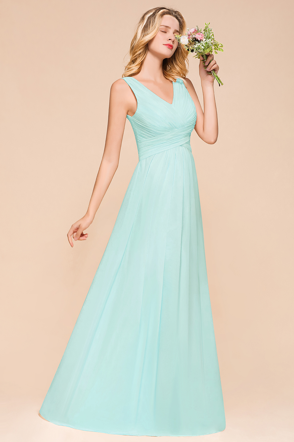 Mint Green Bridesmaid Dress Sleeveless V-Neck Long Wedding Party Dress
