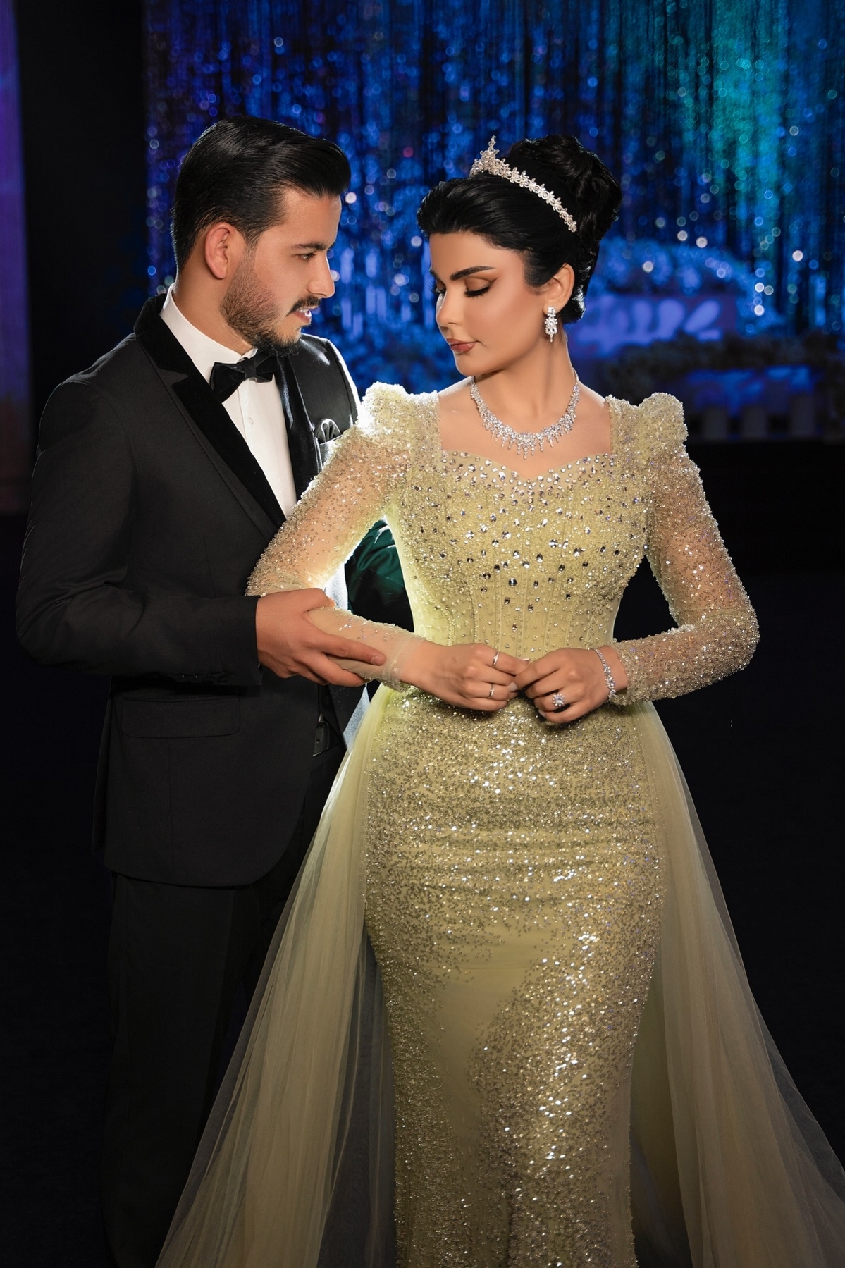 Square Neckline Tulle Sequins Long Sleeve Mermaid Wedding Dresses