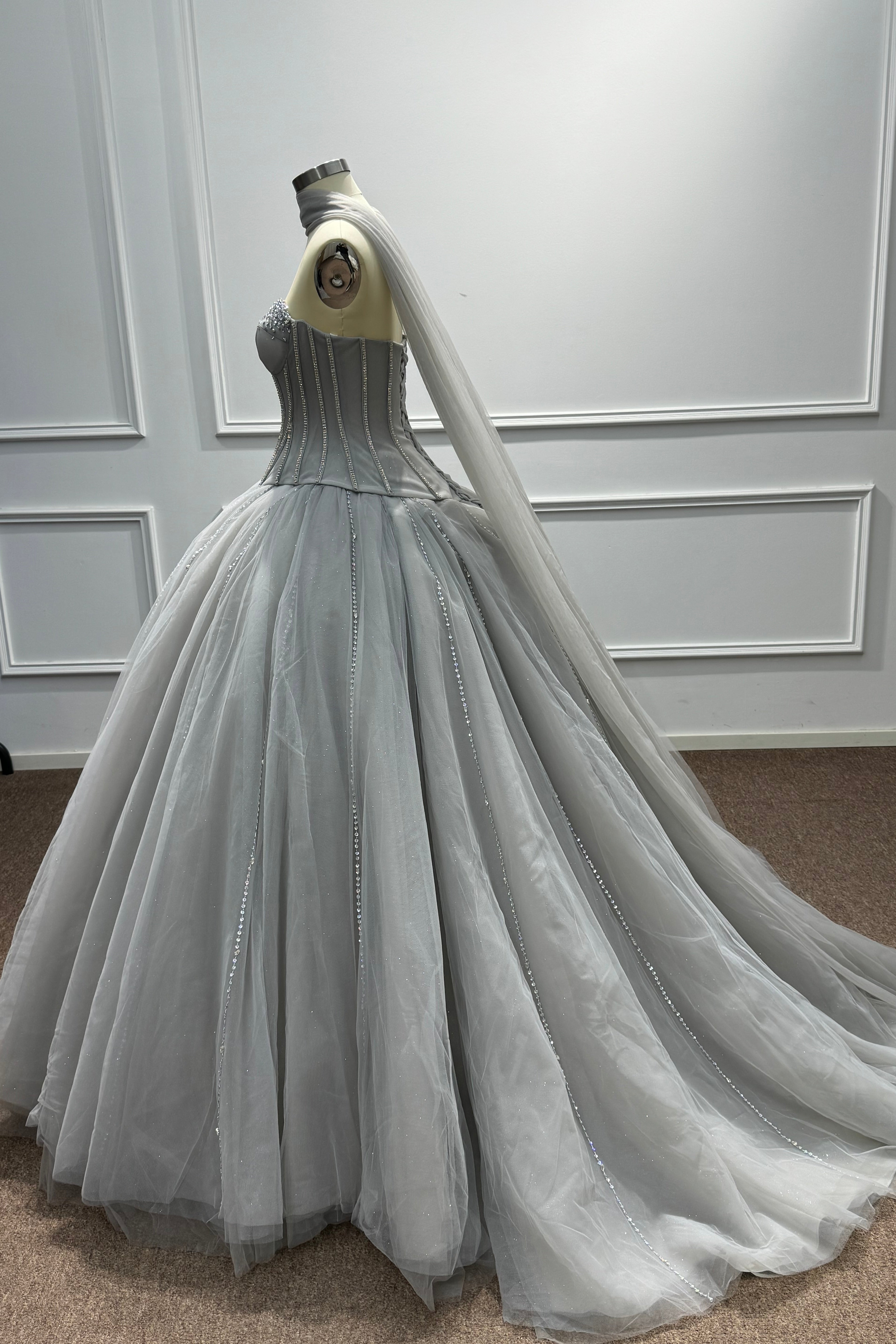 Silver Ball Gown Strapless Tulle Floor-Length A-Line Prom Dress