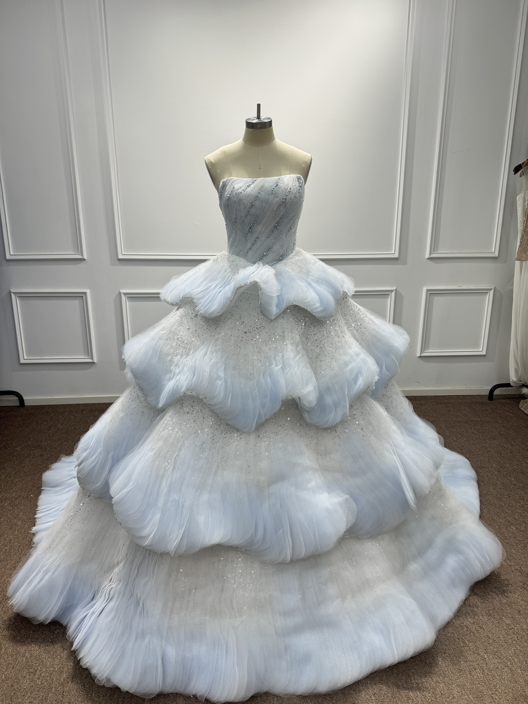 Strapless Tulle Ball Gown Beadings A-Line Prom Dress with Ruffles