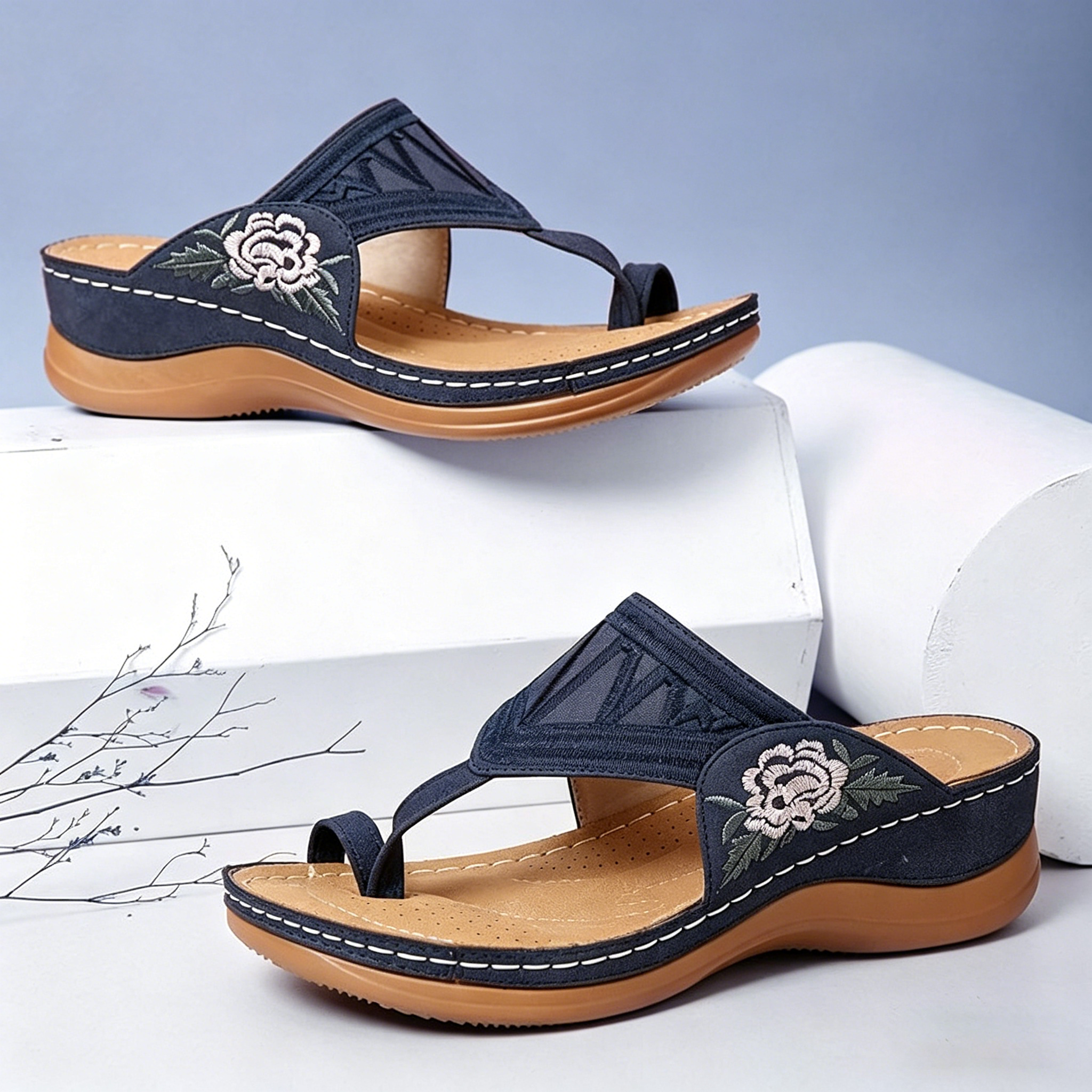 🔥 Sandale de vară cu broderie retro | Suport ergonomic pentru arcul plantar — Mers ore întregi fără oboseala picioarelor | Antiderapante și respirabile ✅