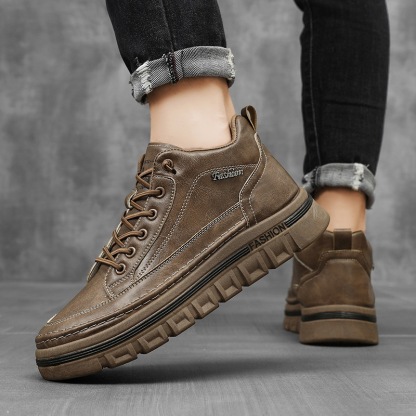 【39-44】 Pantofi casual pentru bărbați din piele, tălpi groase și anti-alunecare.