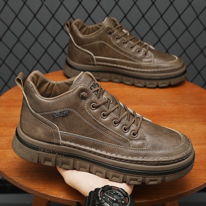【39-44】 Pantofi casual pentru bărbați din piele, tălpi groase și anti-alunecare.