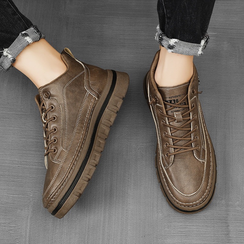 【39-44】 Pantofi casual pentru bărbați din piele, tălpi groase și anti-alunecare.