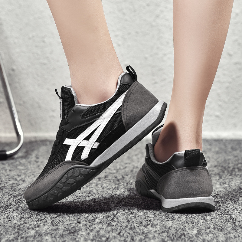 Pantofi casual