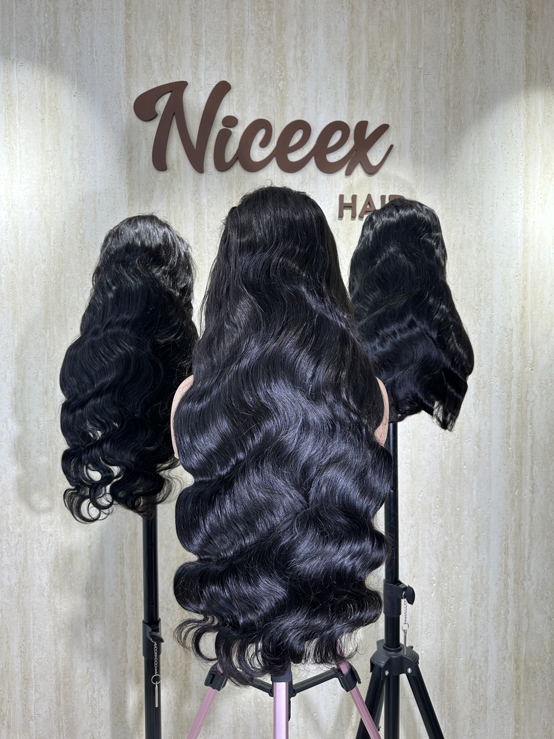 Raw Hair 13x4/13x6 HD Closure Wigs Body Wave Layered Wig  200% Density