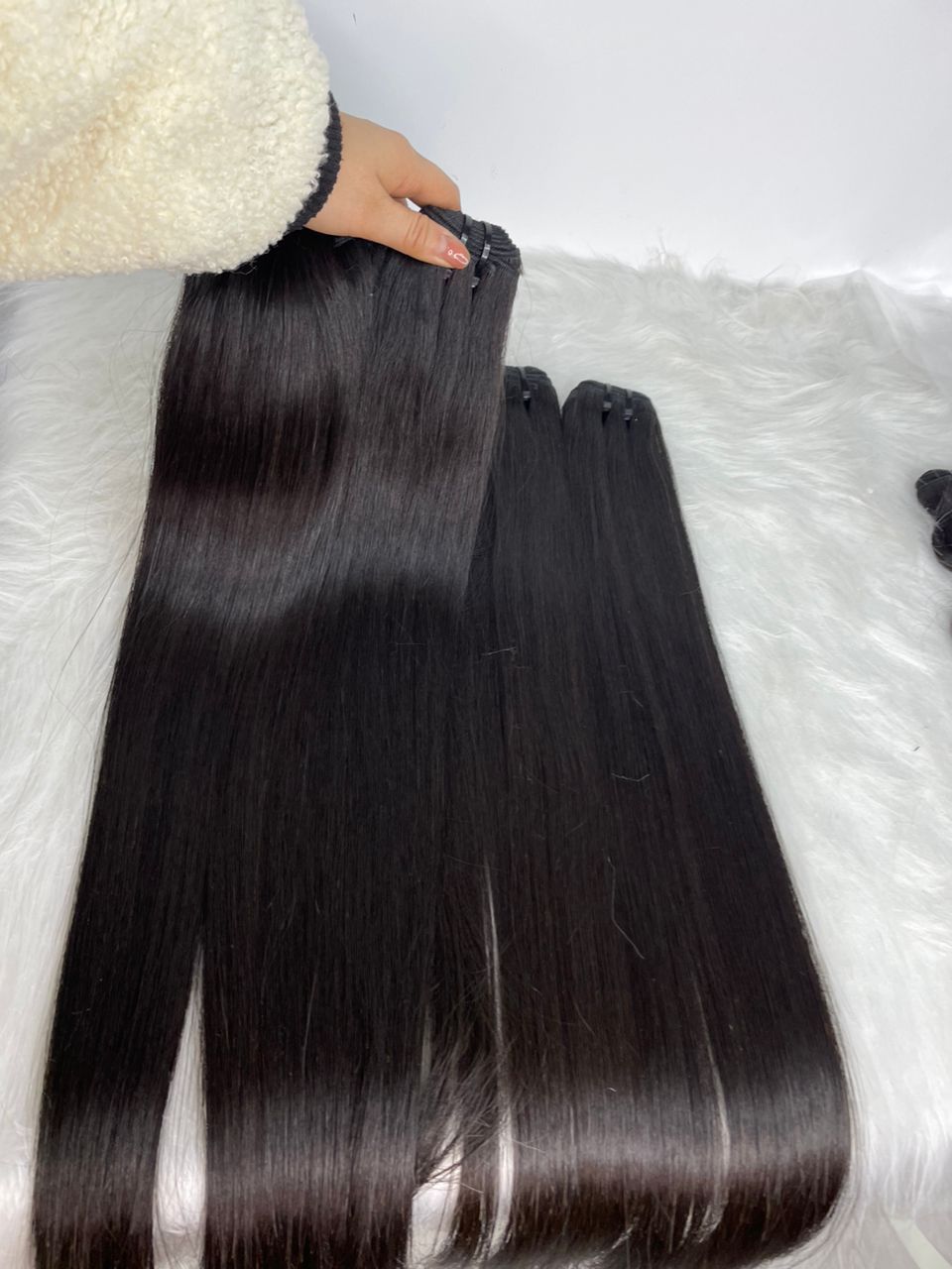 Premium Top Quality Raw Hair Wigs Hair Bundles