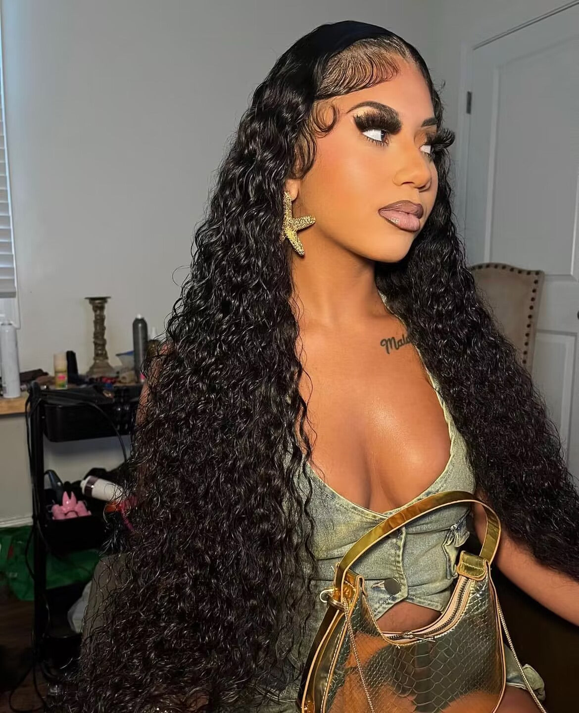 Raw Hair Deep Wave 4x4 5x5 6x6 7x7 HD Closure Wigs Classic Hairstyle