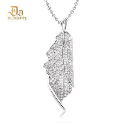 Unisex 1.7ct Iced Out Leaf Necklace VVS Synthetic Moissanite & S925