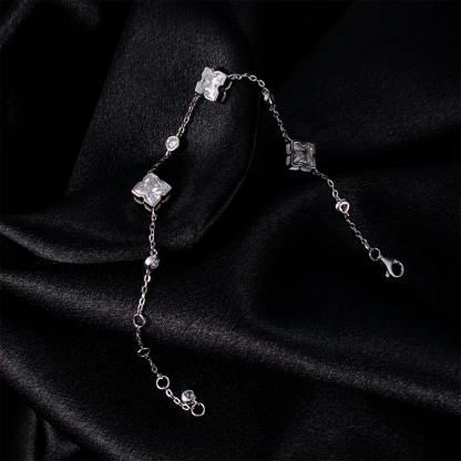 3.5ct Elegant Lily Bulb Leaf Clover Bloom Adjustable Bracelet Lab-Created Moissanite Bracelet S925 Sterling Silver Moissanite Jewelry Engagement Wedding Anniversary Perfect Gifts