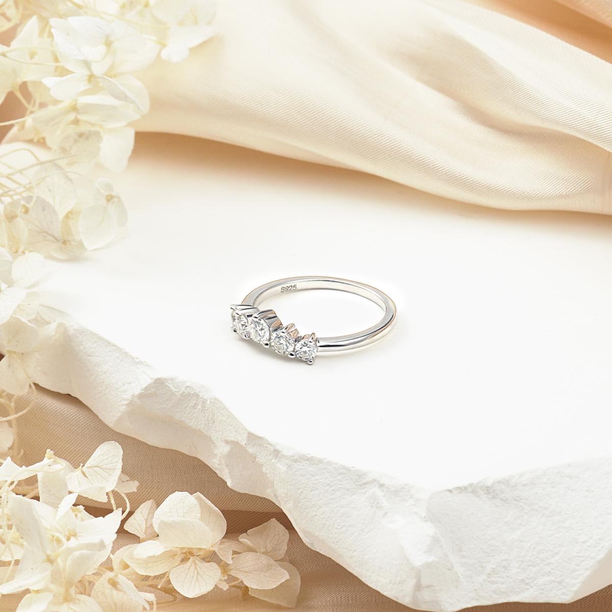 Delzzad Curved Band Round Synthetic Moissanite S925 Ring Band Jewelry