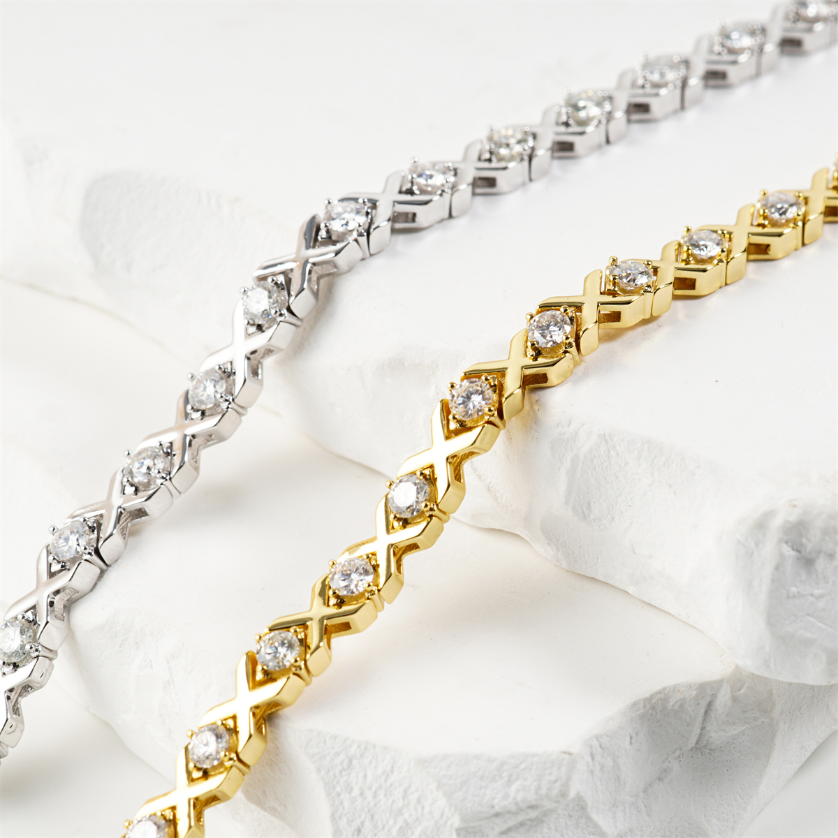 XOXO Infinite Bracelet Eternal Hugs Tennis Bracelet VVS Synthetic Moissanite Copper Chain