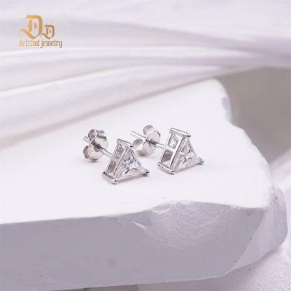 Delzzad S925 Triangle Cut Synthetic Moissanite Solitaire Stud Earrings Birthday Anniversary Valentine's Day Gifts