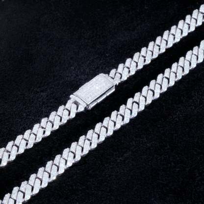 925S & VVS Moissanite 6.5MM Prong Cuban Link Chain