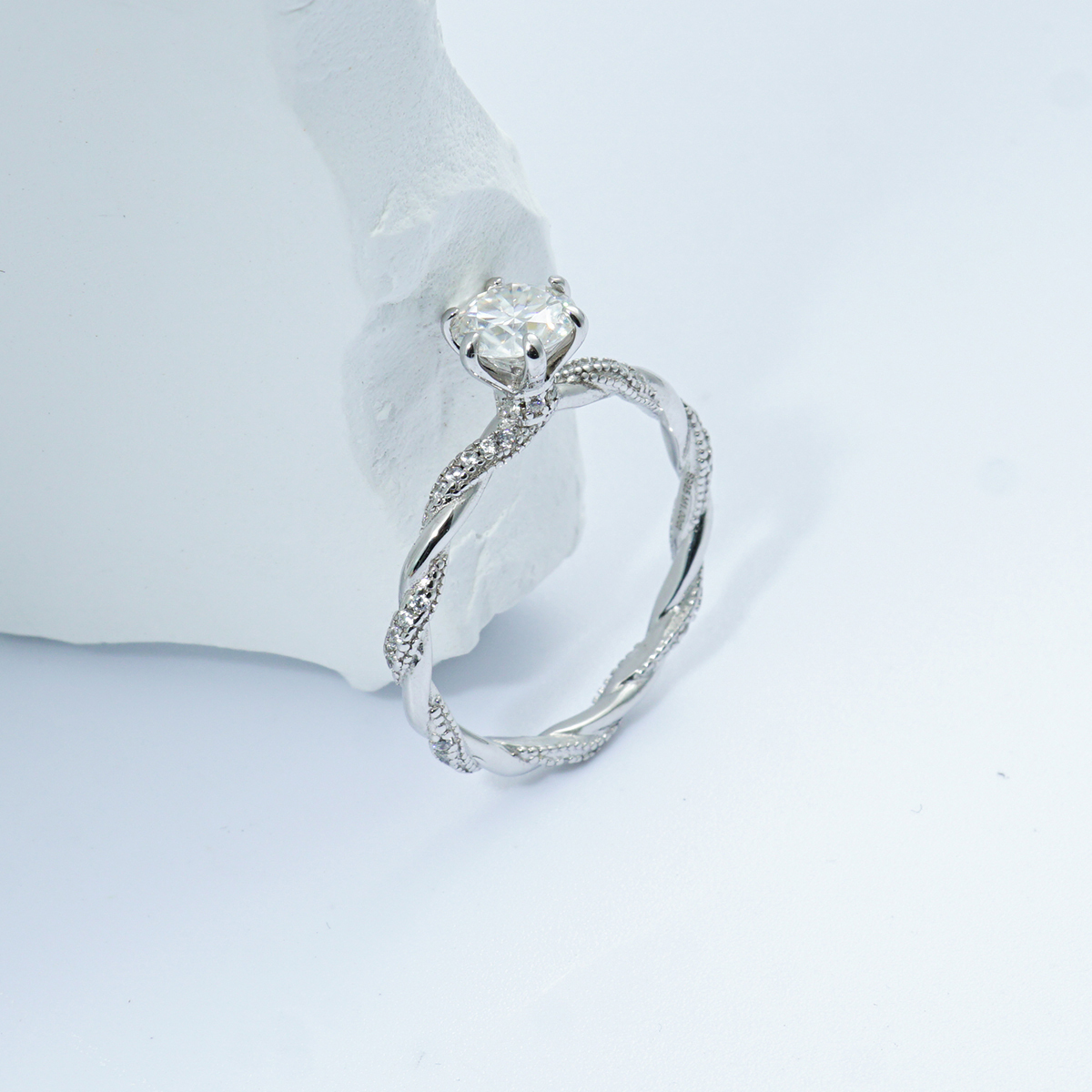 1ct Rope Ring Round Synthetic Moissanite Ring In 925 Sterling Silver Gifts for Men Women