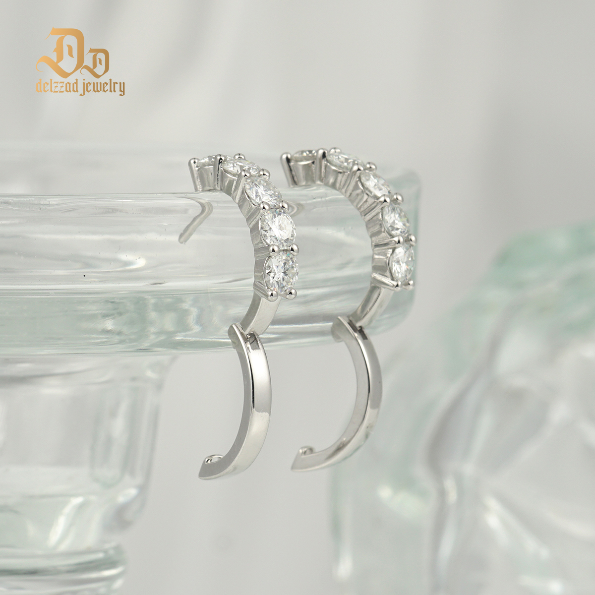 Delzzad S925 Synthetic Moissanite Hip Hop Twinkling Clip on Hoop Earrings St Valentine's Day Gifts for Men Women