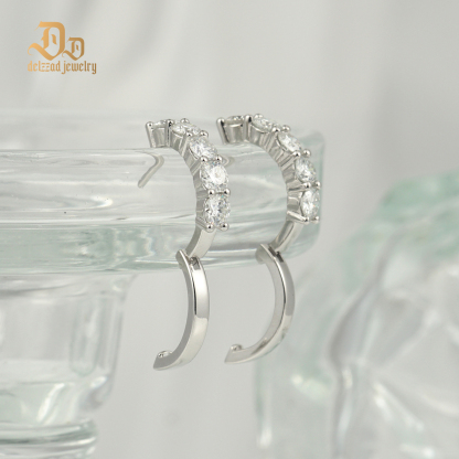 Delzzad S925 Synthetic Moissanite Hip Hop Twinkling Clip on Hoop Earrings St Valentine's Day Gifts for Men Women