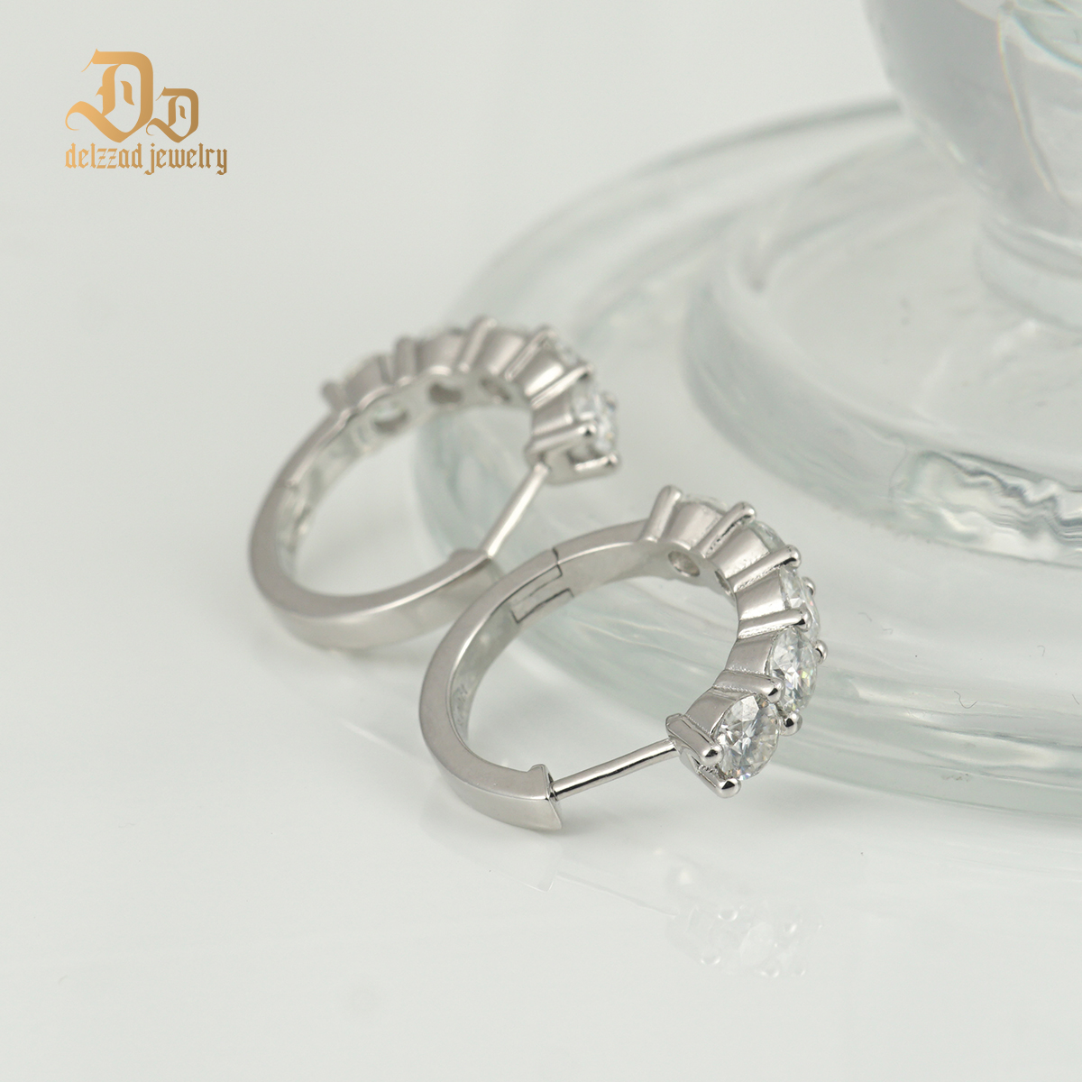 Delzzad S925 Synthetic Moissanite Hip Hop Twinkling Clip on Hoop Earrings St Valentine's Day Gifts for Men Women