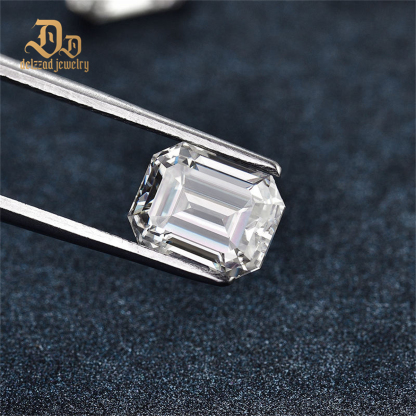 Flawless Emerald Moissanite Loose Moissanite Diamonds VVS