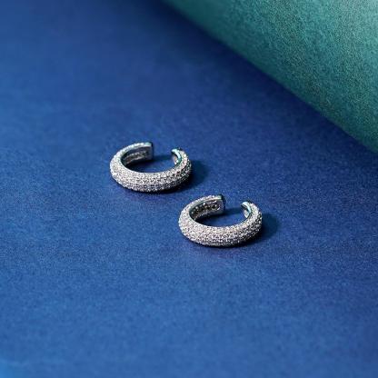 Sparkling Round Huggies Ear Cuffs S925 Synthetic Moissanite Unisex Earrings