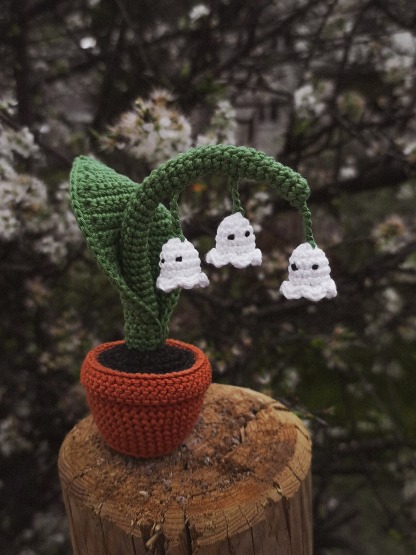 Handmade Crochet Ghost Bellflower Decoration