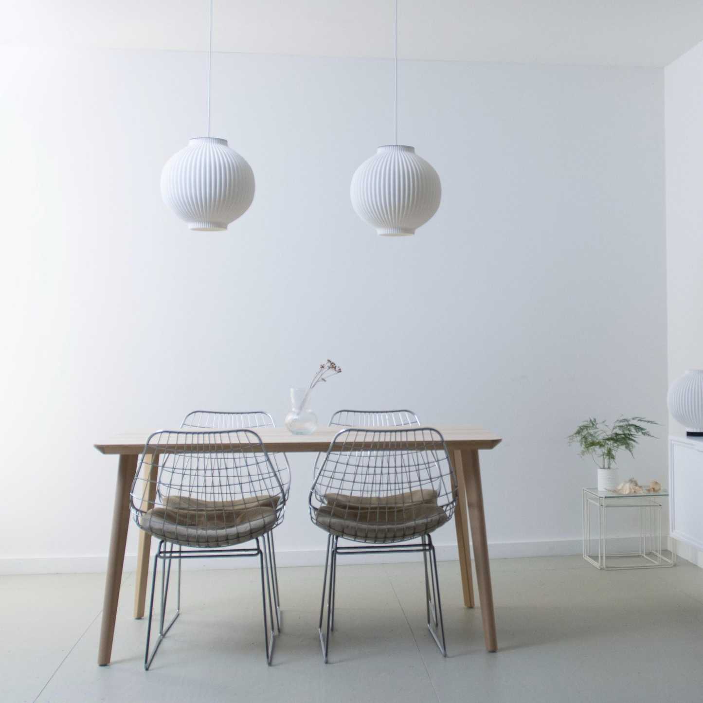 Pendant Light - White Hanging Lamp - Modern Light Fixture -Round Ceiling Lamp -Lampshade E26/E27 Base -Housewarming Gift - 27 CM / 10,6 INCH