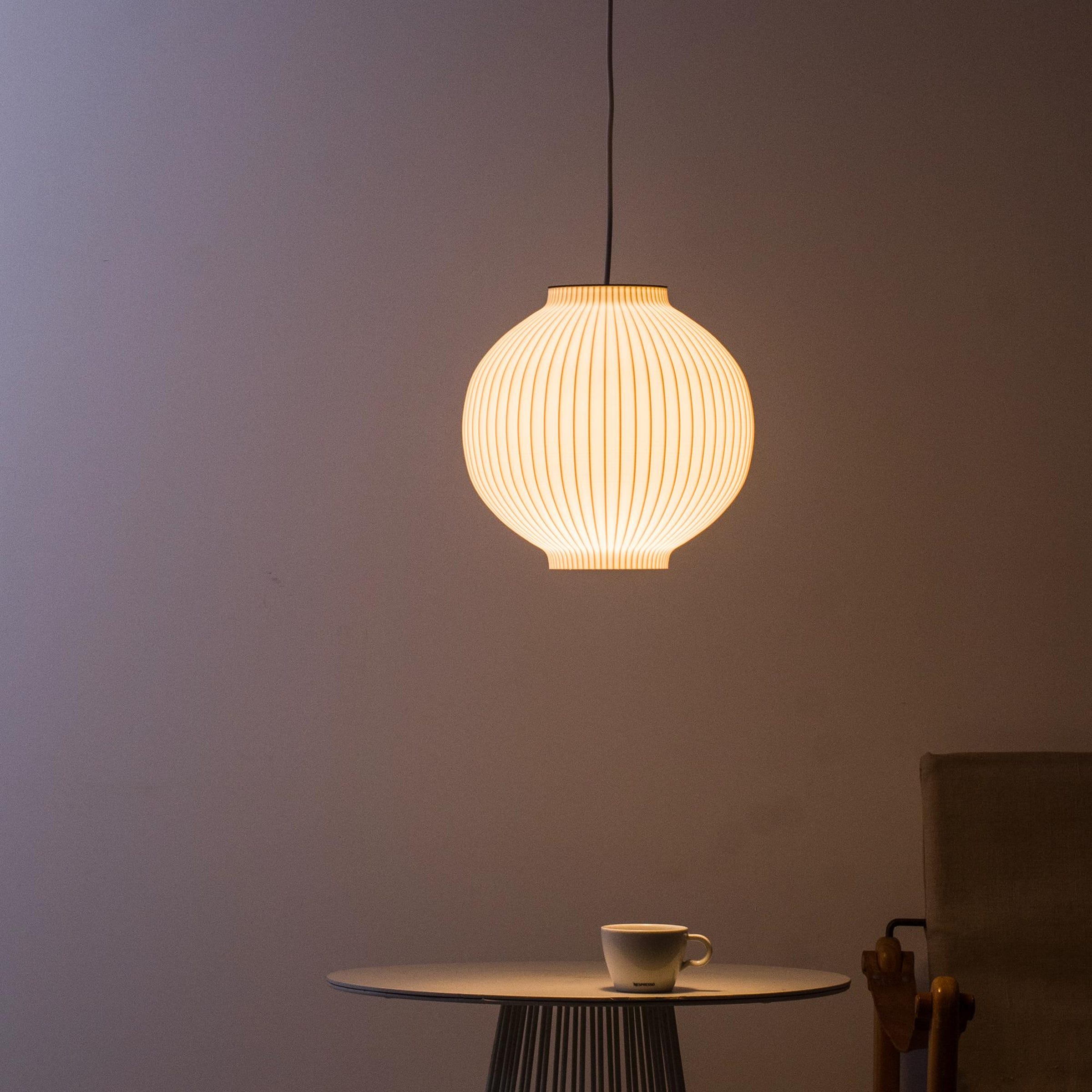 Pendant Light - White Hanging Lamp - Modern Light Fixture -Round Ceiling Lamp -Lampshade E26/E27 Base -Housewarming Gift - 27 CM / 10,6 INCH