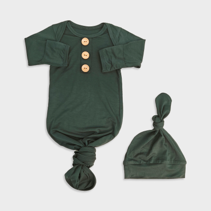 2pcs Baby Solid Color Knot Gowns with Button Closure