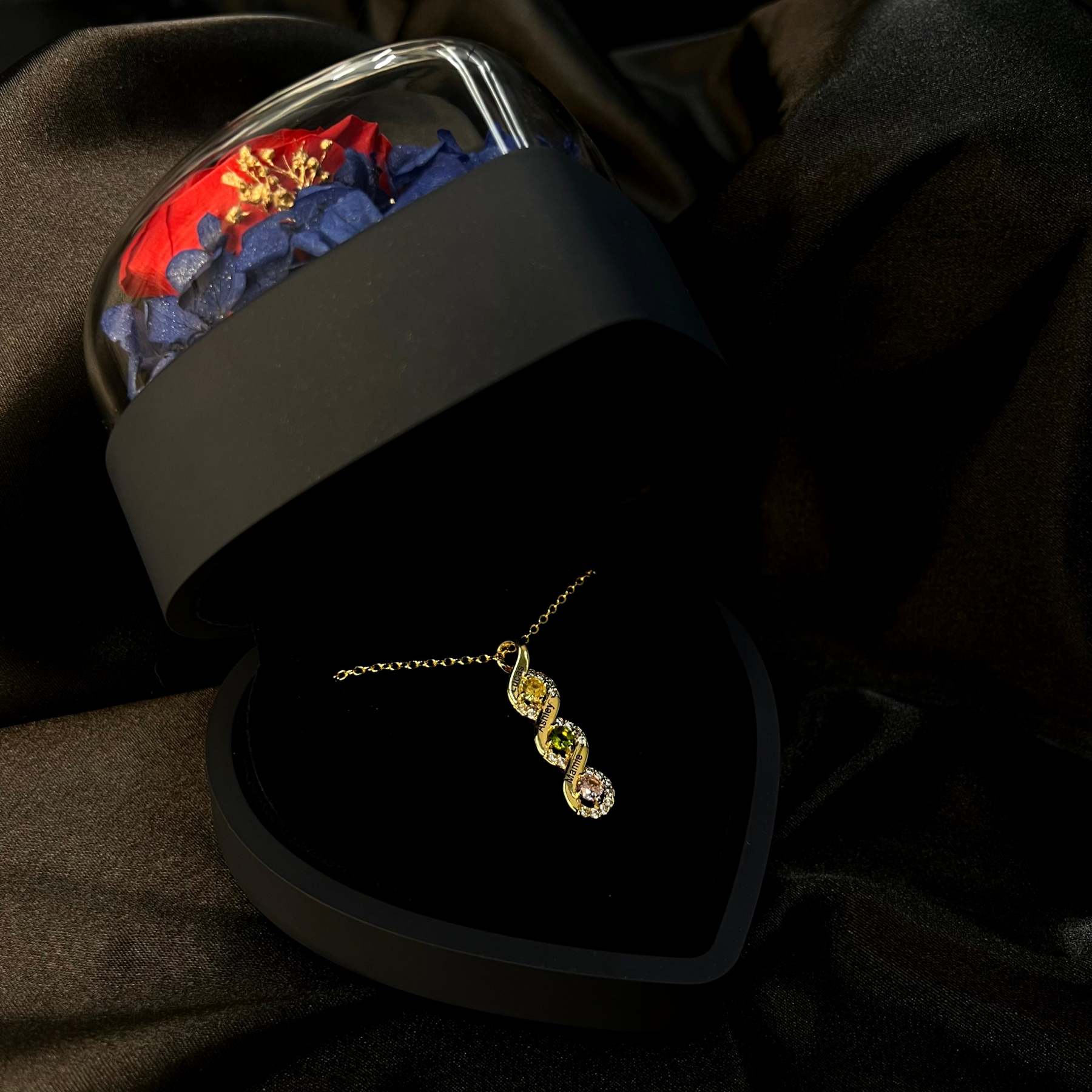 Personalized Mothers Rings Necklace with Birthstones