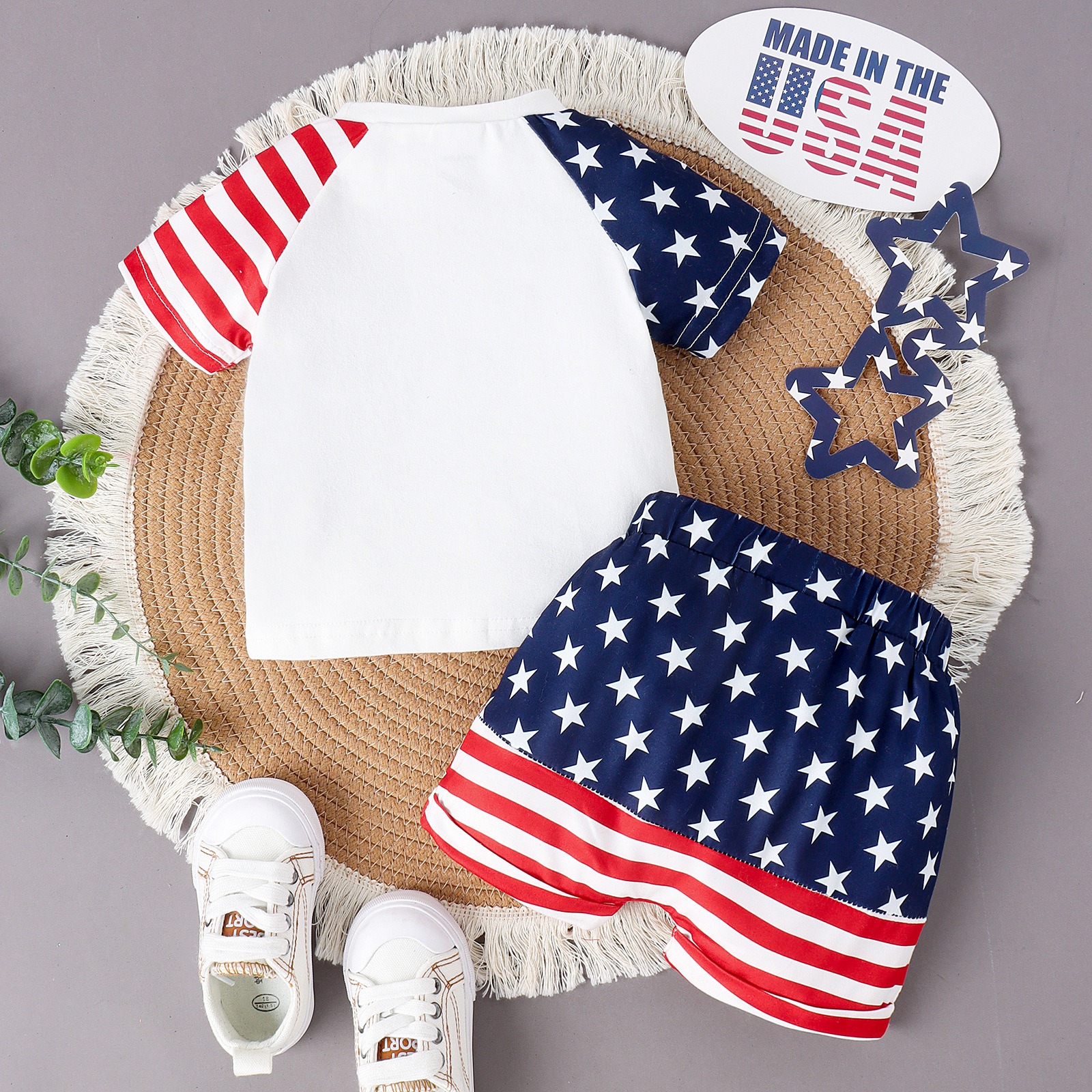 2pcs Toddler Boys USA Print Top & Stars Shorts