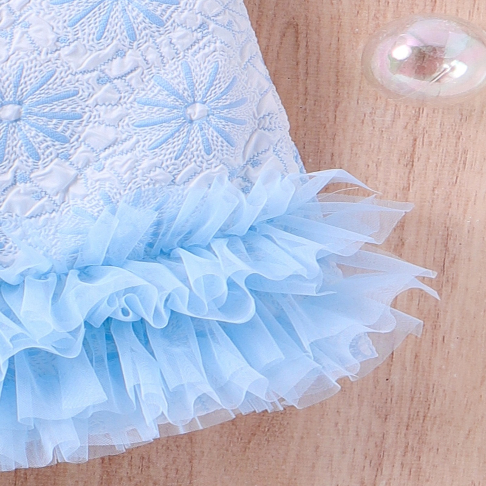 2pcs Toddler Girls Pearl-Accented Sleeveless Top & Tiered Ruffle Shorts