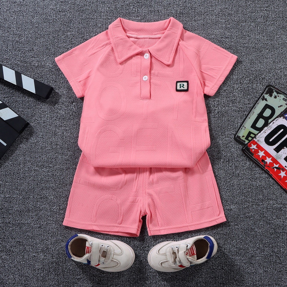 2pcs Toddler Boys 3D Letter Embossed Polo & Shorts