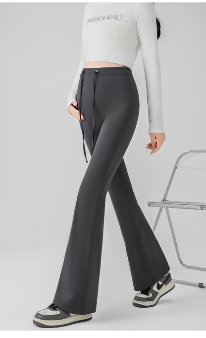 Maternity Flare-Leg Yoga Pants"