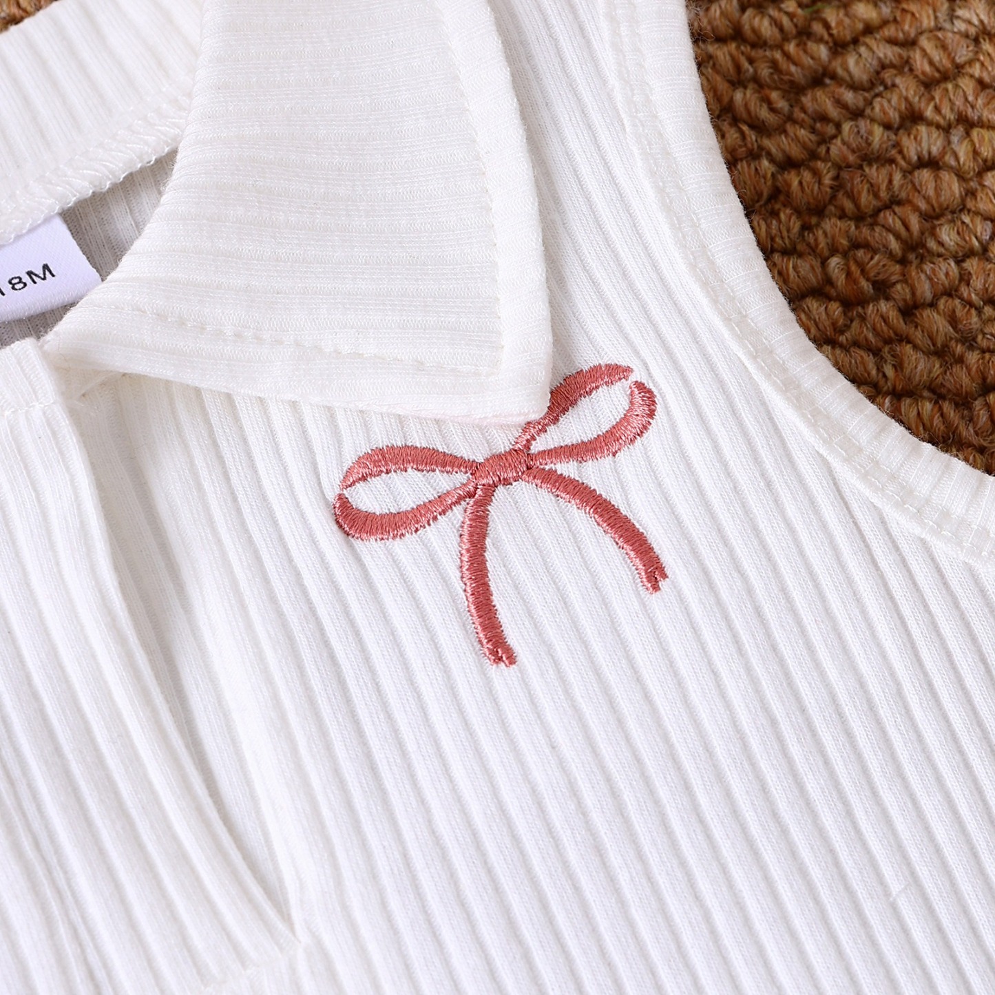 2pcs Toddler Girls White Ribbed Top And Printed Mini Skirt