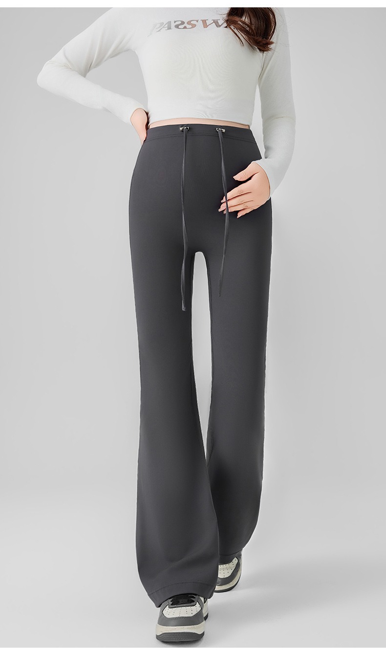 Maternity Flare-Leg Yoga Pants"