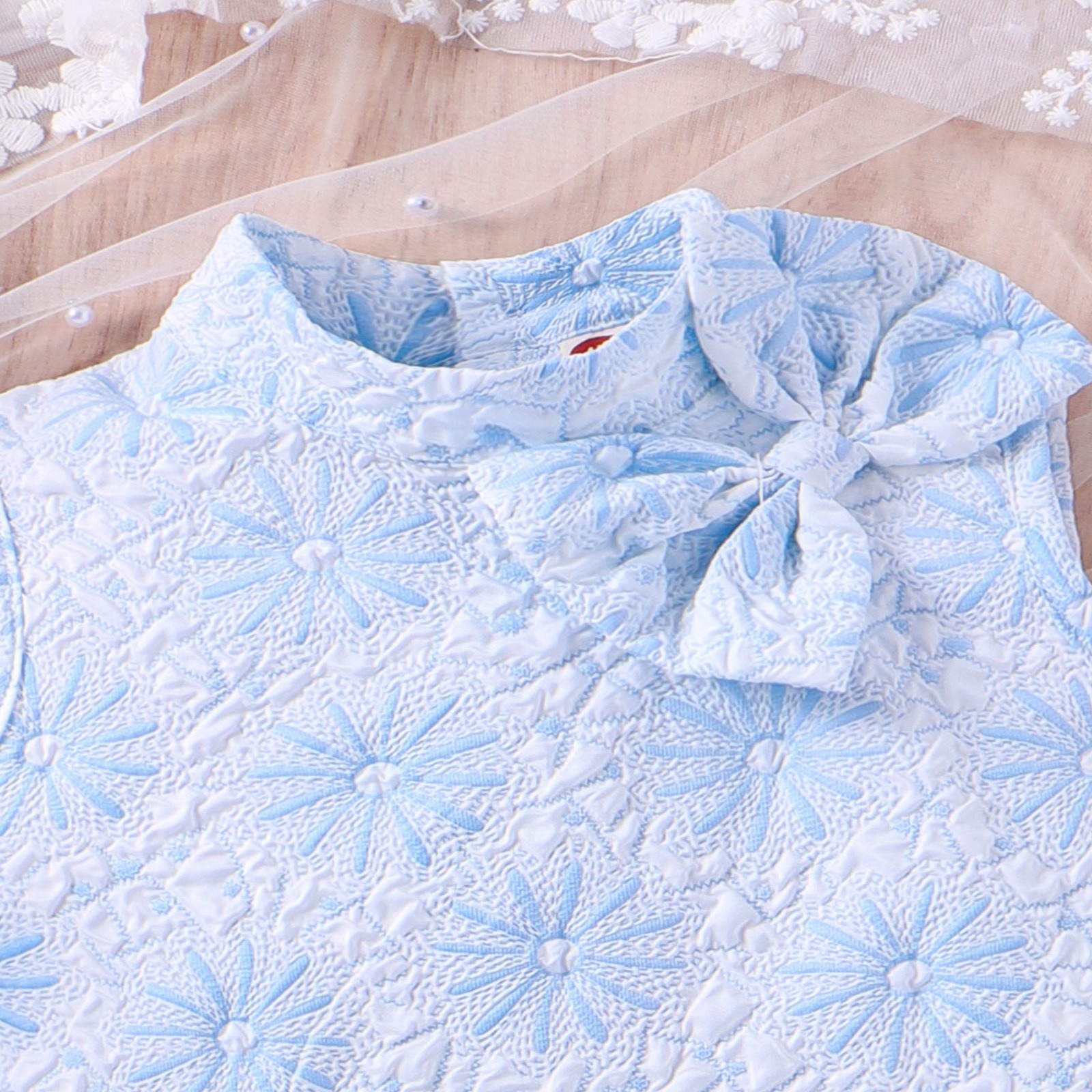 2pcs Toddler Girls Pearl-Accented Sleeveless Top & Tiered Ruffle Shorts