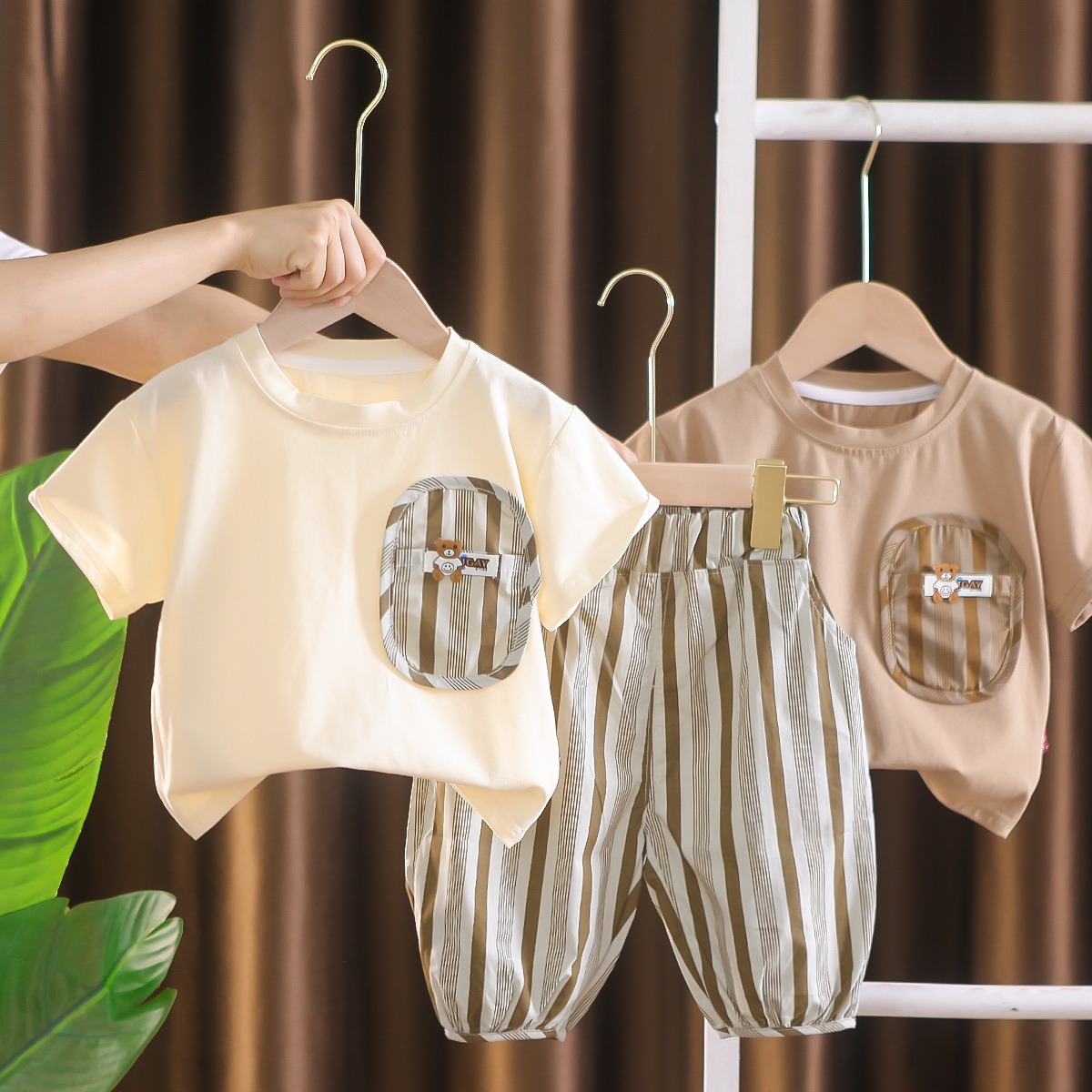 2pcs Toddler Boys Striped T-shirt & Shorts