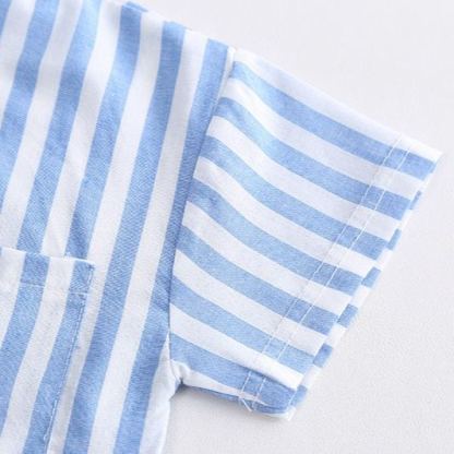 2pcs Toddler Boys Vertical Stripe Tee & Solid Color Shorts