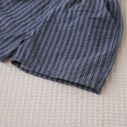 2pcs Toddler Boys Vertical Stripe Bowtie Vest & Shorts