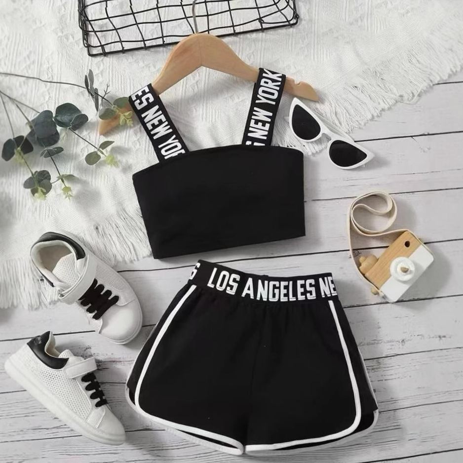 2pcs Toddler Girls Letter Tape Top & Dolphin Shorts