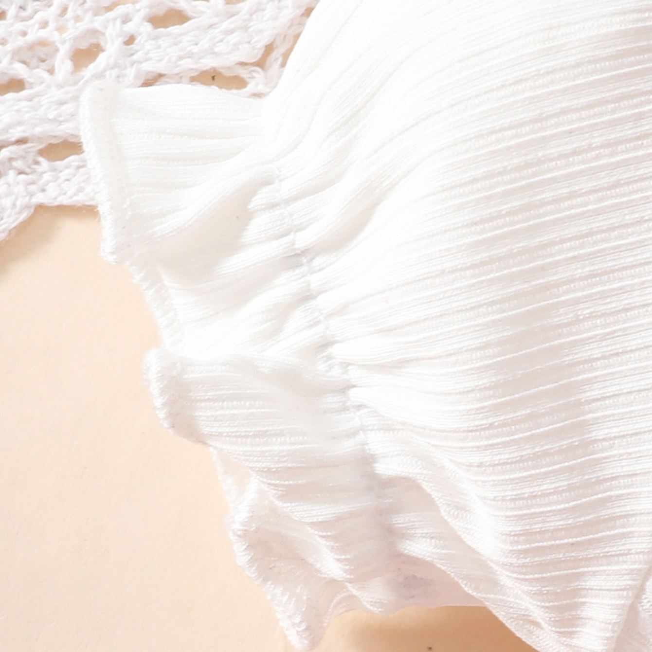 [Copy]2pcs Baby Girl Strawberry Print Flutter Sleeve Onesies & Suspenders