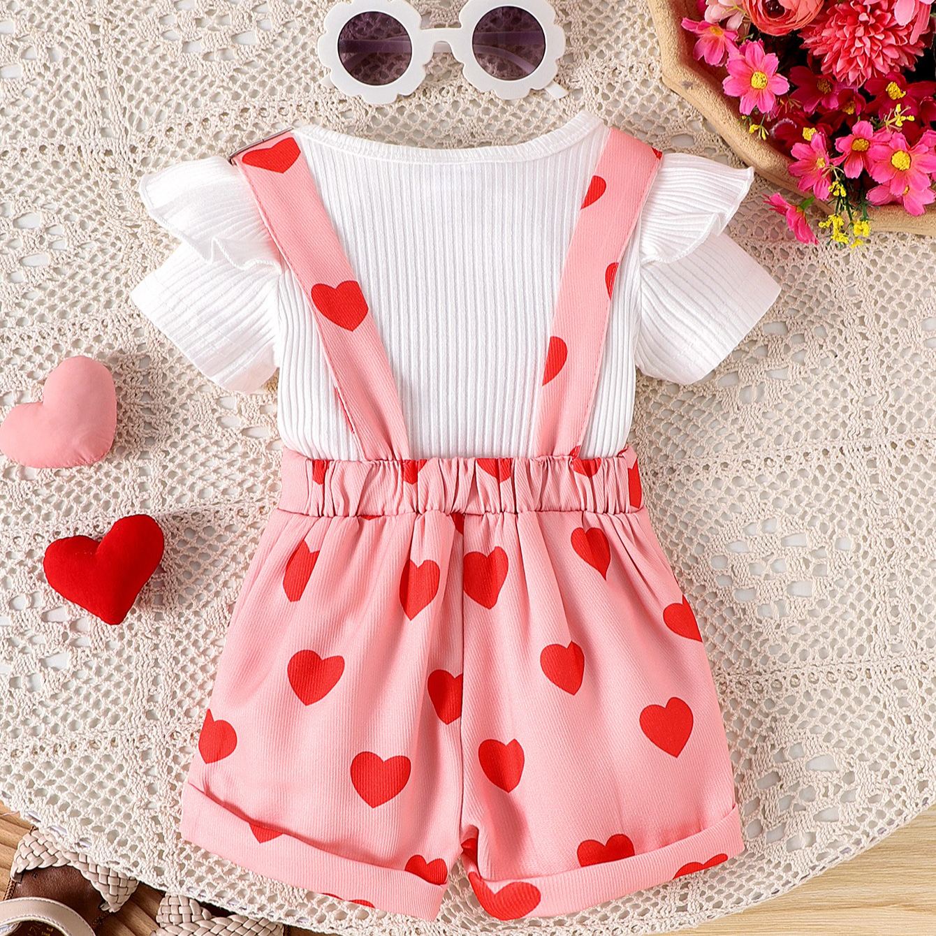 2pcs Baby Girl White Short-Sleeve Onesies & Heart Print Suspenders