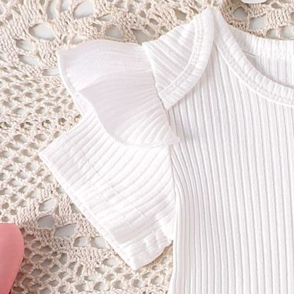 2pcs Baby Girl White Short-Sleeve Onesies & Heart Print Suspenders